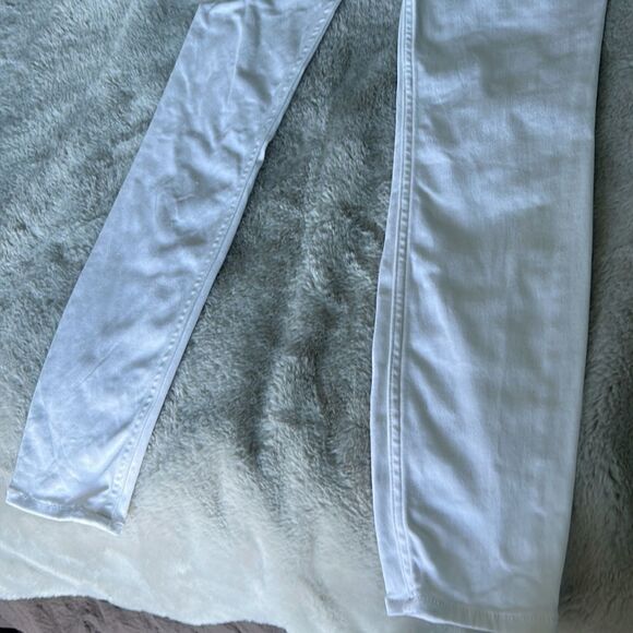 Abercrombie & Fitch White Jeans - Picture 3 of 8